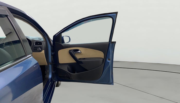 2017 Volkswagen Ameo HIGHLINE1.2L, Petrol, Manual, 47,711 km, RHS Front Door