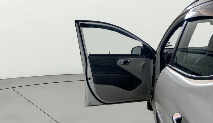 2022 Hyundai GRAND I10 NIOS ASTA 1.2 KAPPA VTVT, Petrol, Manual, 17,175 km, LHS Front Door