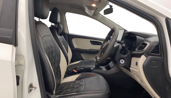 2021 Tata ALTROZ XE PETROL, CNG, Manual, 86,134 km, Right Side Front Door Cabin