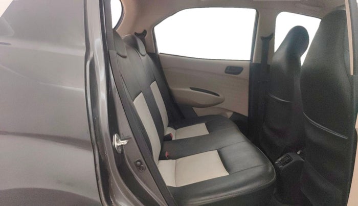 2022 Hyundai NEW SANTRO SPORTZ EXECUTIVE MT CNG, CNG, Manual, 28,381 km, Right Side Rear Door Cabin