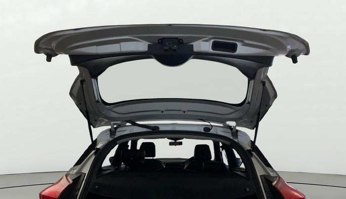 2021 Nissan Kicks XV PREMIUM TURBO 1.3, Petrol, Manual, 57,436 km, Boot Door Open