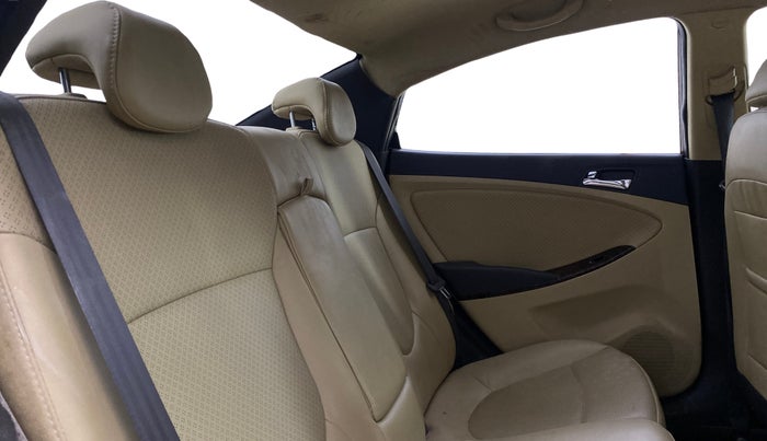 2014 Hyundai Verna FLUIDIC 1.6 VTVT SX OPT, Petrol, Manual, 28,621 km, Right Side Rear Door Cabin