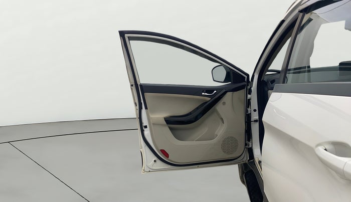 2022 Tata NEXON XZ PLUS PETROL SUNROOF, Petrol, Manual, 21,245 km, LHS Front Door