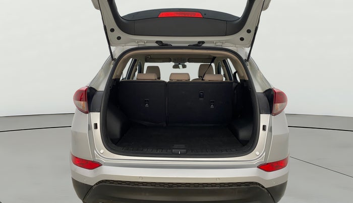 2016 Hyundai Tucson 2WD MT PETROL, Petrol, Manual, 1,04,120 km, Boot Open Zoomed View