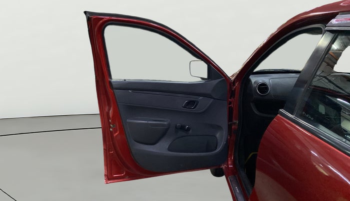 2015 Renault Kwid RXL, Petrol, Manual, 57,108 km, LHS Front Door