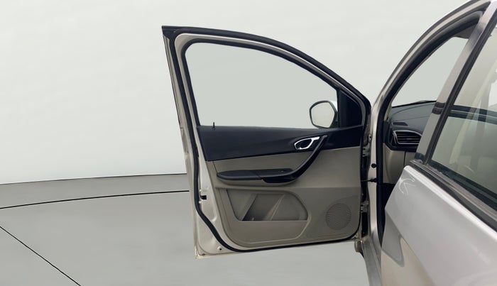 2016 Tata Tiago XZ PETROL, Petrol, Manual, 82,759 km, LHS Front Door