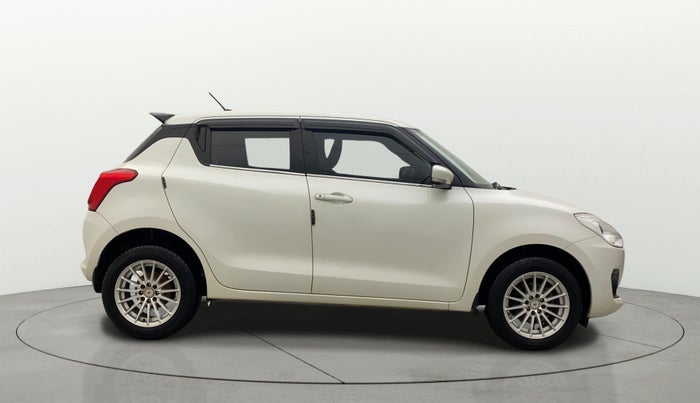 2022 Maruti Swift VXI AMT, Petrol, Automatic, 33,676 km, Right Side View