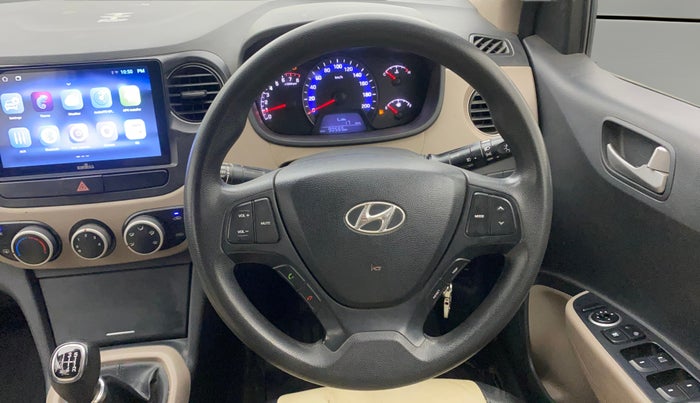 2015 Hyundai Xcent S (O) 1.2, Petrol, Manual, 90,590 km, Steering Wheel Close Up