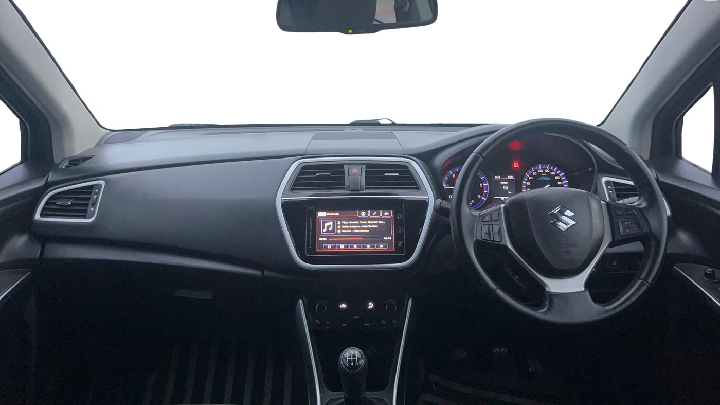 2019 Maruti S Cross ALPHA 1.3, Diesel, Manual, 74,300 km, Dashboard