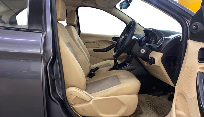 2017 Ford Figo Aspire TREND 1.5 DIESEL, Diesel, Manual, 73,877 km, Right Side Front Door Cabin