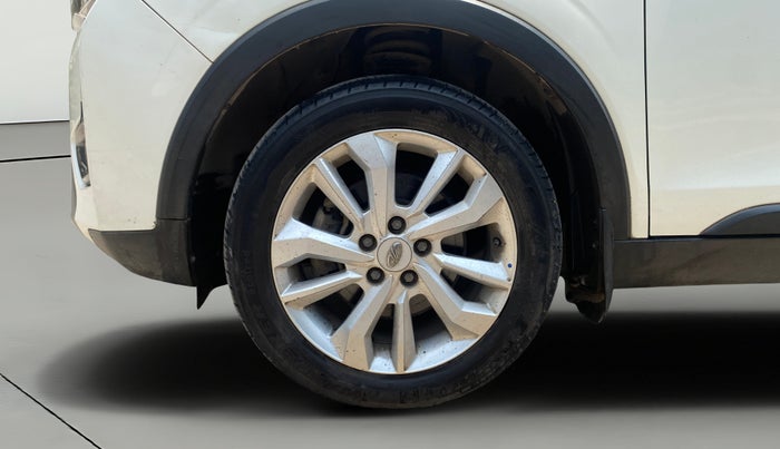 2020 Mahindra XUV300 W8 1.5 DIESEL, Diesel, Manual, 17,802 km, Left Front Wheel