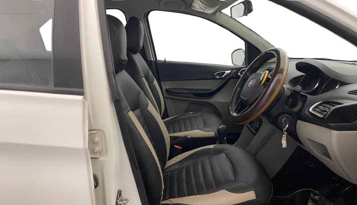 2019 Tata Tiago XZ PLUS DIESEL, Diesel, Manual, 89,456 km, Right Side Front Door Cabin