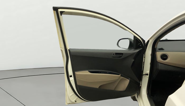 2015 Hyundai Grand i10 ERA 1.2 KAPPA VTVT, Petrol, Manual, 1,09,338 km, LHS Front Door