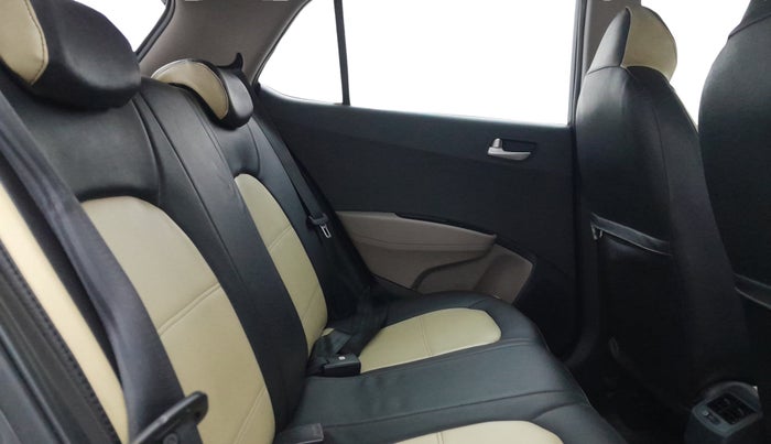 2016 Hyundai Grand i10 ASTA (O) 1.2 KAPPA VTVT, Petrol, Manual, 96,386 km, Right Side Rear Door Cabin