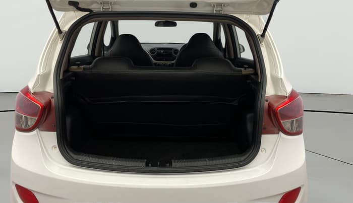 2016 Hyundai Grand i10 MAGNA 1.2 KAPPA VTVT, Petrol, Manual, 70,249 km, Boot Open Zoomed View