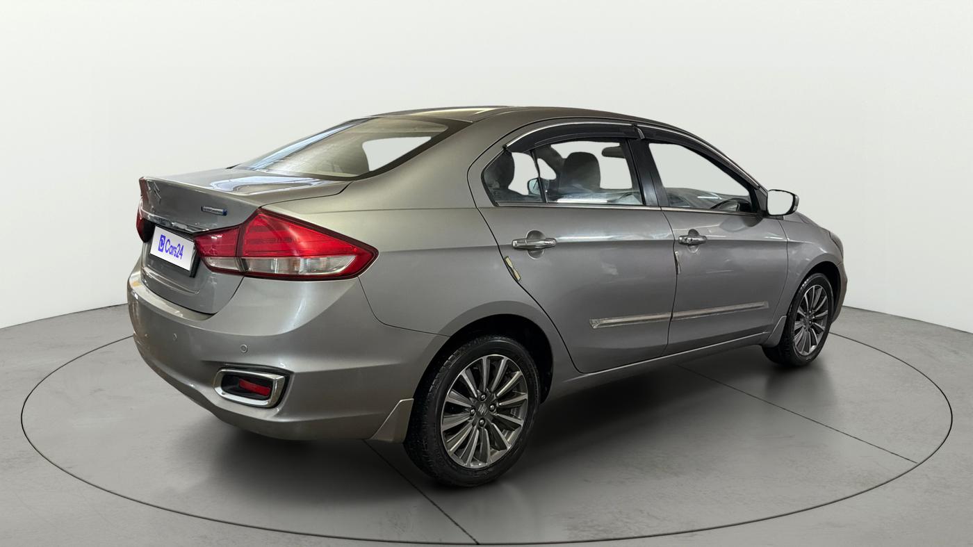 2020 Maruti Ciaz ALPHA  AT 1.5 SHVS PETROL, Petrol, Automatic, 45,678 km, Right Back Diagonal