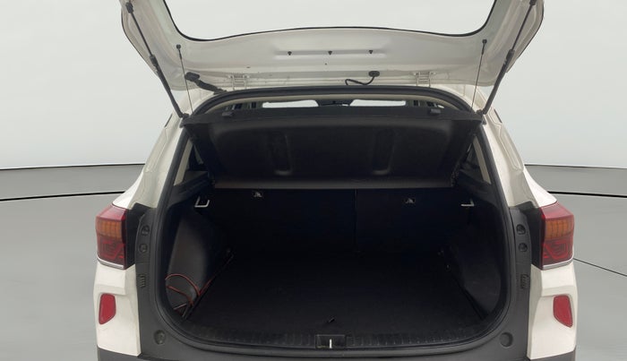 2023 KIA SELTOS HTX PETROL 1.5, Petrol, Manual, 29,874 km, Boot Open Zoomed View