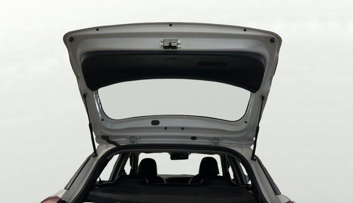 2018 Hyundai Elite i20 SPORTZ 1.2, Petrol, Manual, 34,945 km, Boot Door Open