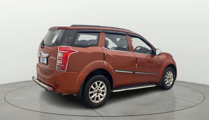 2017 Mahindra XUV500 W4, Diesel, Manual, 85,231 km, Right Back Diagonal
