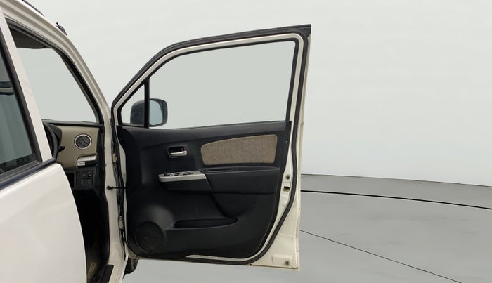 2016 Maruti Wagon R 1.0 VXI AMT, Petrol, Automatic, 60,782 km, RHS Front Door