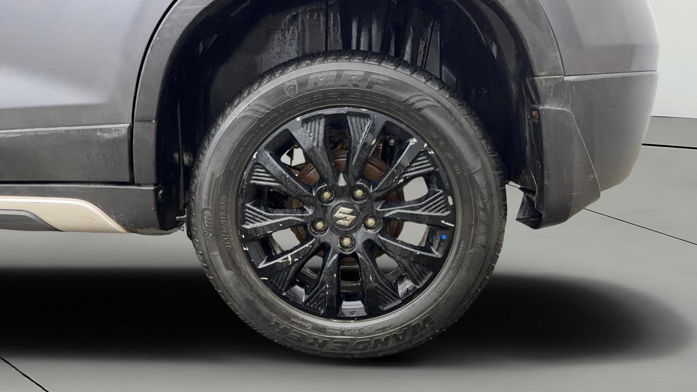 2022 Maruti Vitara Brezza ZXI, Petrol, Manual, 35,076 km, Left Rear Wheel