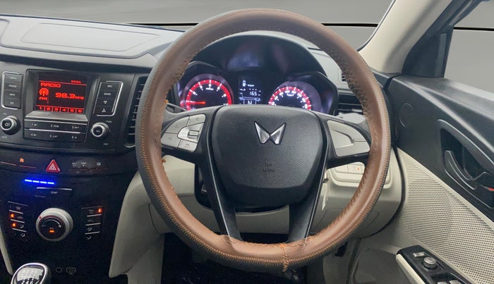 2022 Mahindra XUV300 W6 1.2 PETROL, Petrol, Manual, 18,846 km, Steering Wheel Close Up