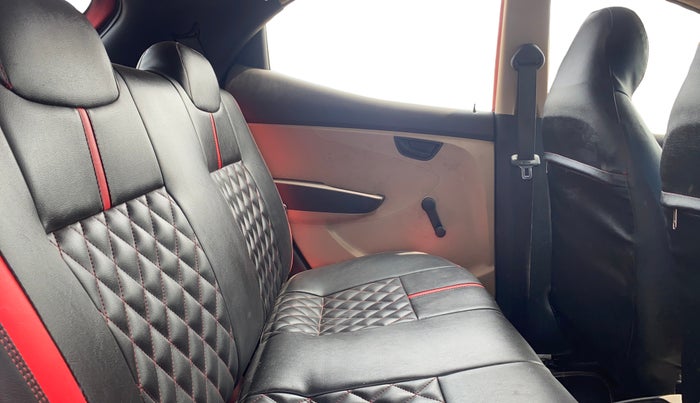 2012 Hyundai Eon MAGNA, Petrol, Manual, 53,108 km, Right Side Rear Door Cabin