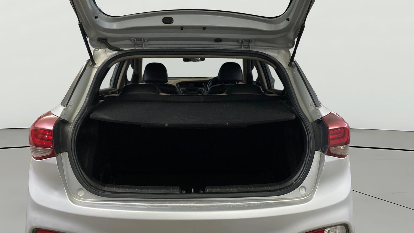 2018 Hyundai Elite i20 MAGNA EXECUTIVE 1.2, Petrol, Manual, 52,887 km, Boot Open Zoomed View