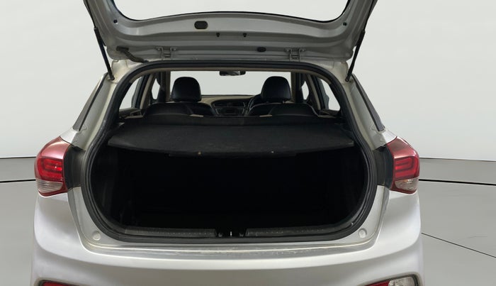 2018 Hyundai Elite i20 MAGNA EXECUTIVE 1.2, Petrol, Manual, 52,887 km, Boot Open Zoomed View