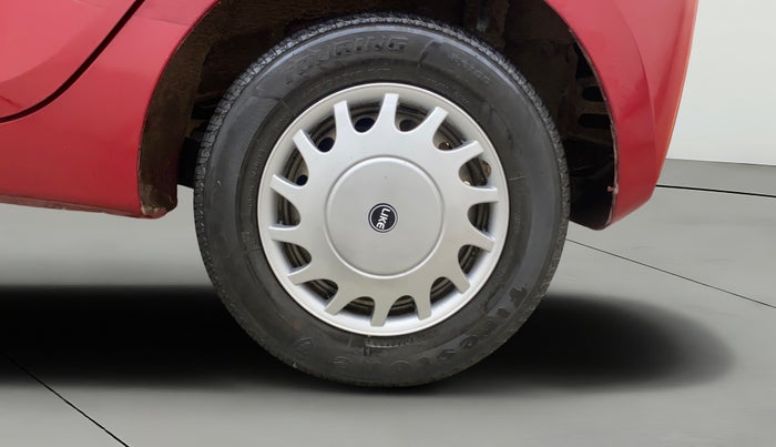 2014 Hyundai Eon ERA +, Petrol, Manual, 84,577 km, Left Rear Wheel