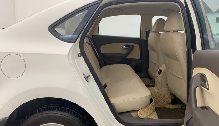 2014 Volkswagen Vento HIGHLINE PETROL AT, Petrol, Automatic, 31,816 km, Right Side Rear Door Cabin