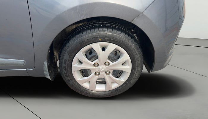 2014 Hyundai Grand i10 SPORTZ 1.2 KAPPA VTVT, Petrol, Manual, 61,751 km, Right Front Wheel