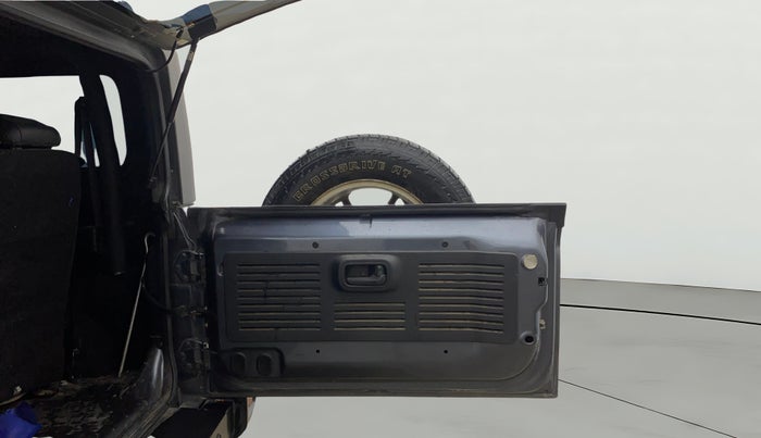 2022 Mahindra Thar LX HARD TOP 4WD MT, Diesel, Manual, 50,593 km, Boot Door Open