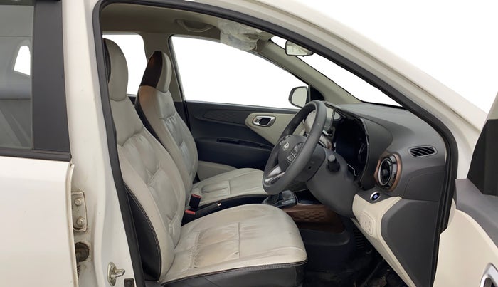 2023 Hyundai AURA SX PLUS 1.2 AMT, Petrol, Automatic, 47,649 km, Right Side Front Door Cabin