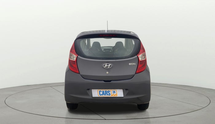 2018 Hyundai Eon MAGNA +, Petrol, Manual, 1,09,456 km, Back/Rear