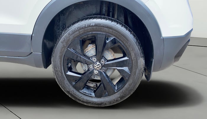 2024 Volkswagen TAIGUN GT Line 1.0L TSI MT, Petrol, Manual, 17,691 km, Left Rear Wheel