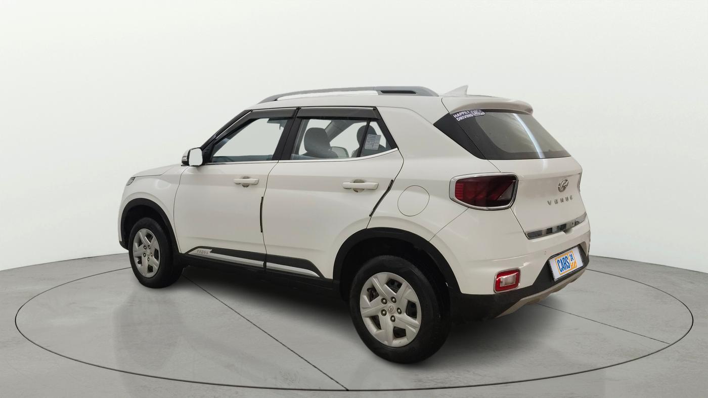 2022 Hyundai VENUE S+ 1.2, Petrol, Manual, 38,396 km, Left Back Diagonal