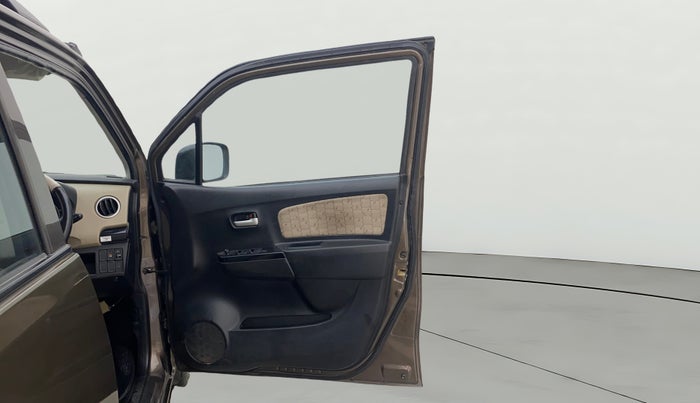 2017 Maruti Wagon R 1.0 VXI (O) AMT, Petrol, Automatic, 92,824 km, RHS Front Door