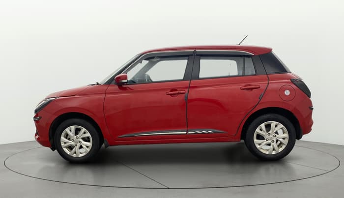 2025 Maruti Swift ZXi AMT, Petrol, Automatic, 62,398 km, Left Side