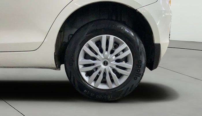 2014 Maruti Swift VXI, Petrol, Manual, 82,636 km, Left Rear Wheel