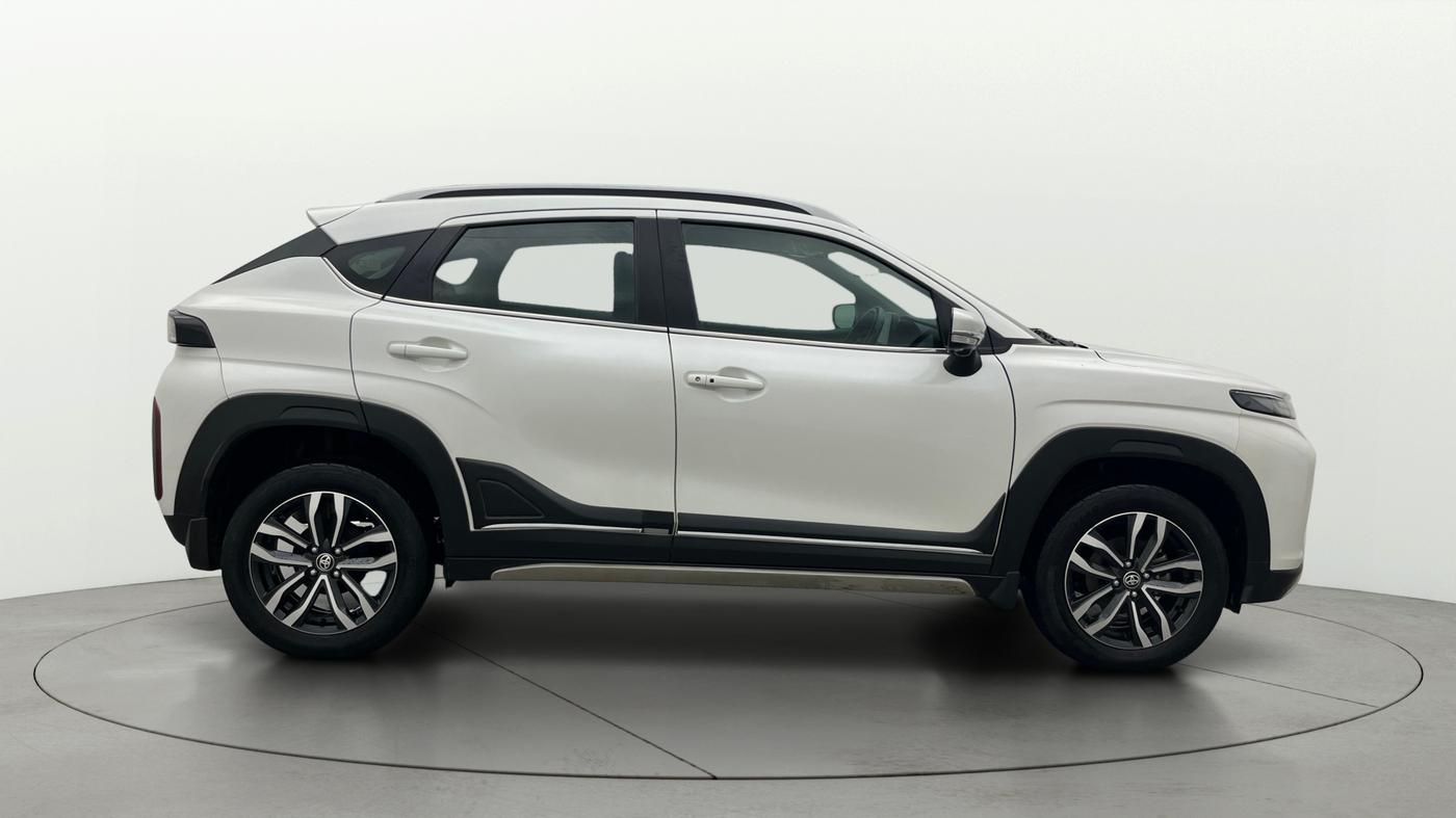 2024 Toyota Urban Cruiser Taisor V 1.0 Petrol MT, Petrol, Manual, 54,200 km, Right Side View