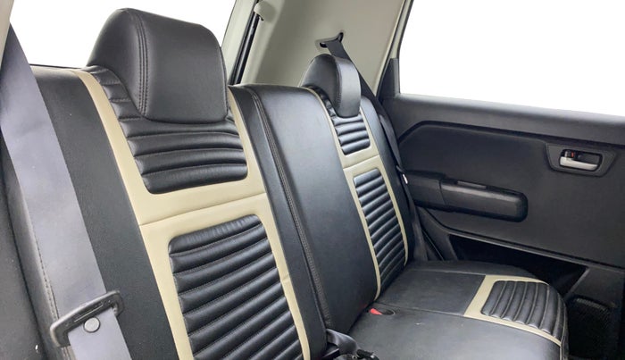 2020 Maruti New Wagon-R VXI 1.2, Petrol, Manual, 28,925 km, Right Side Rear Door Cabin