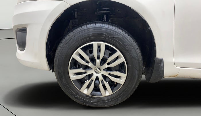 2014 Maruti Swift Dzire VXI, Petrol, Manual, 1,12,388 km, Left Front Wheel