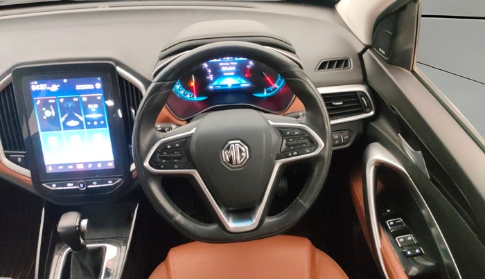 2022 MG HECTOR PLUS SHARP 1.5 PETROL TURBO CVT 6-STR, Petrol, Automatic, 56,886 km, Steering Wheel Close Up