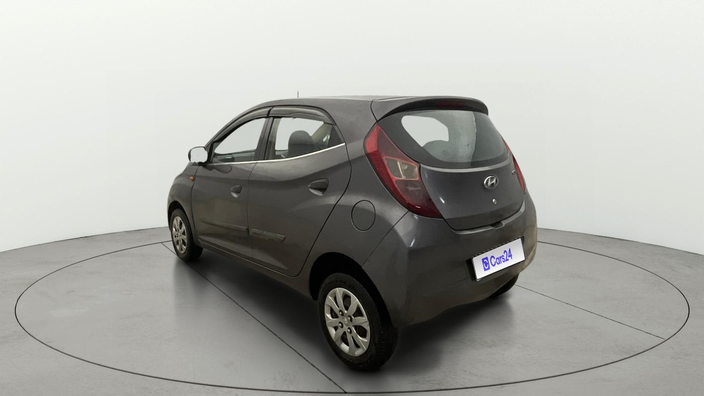 2018 Hyundai Eon MAGNA +, Petrol, Manual, 1,16,115 km, Left Back Diagonal