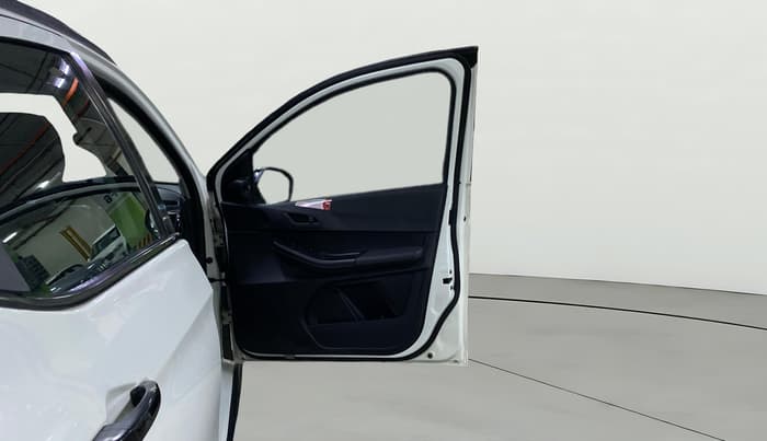 2022 Tata TIAGO NRG XZ AMT, Petrol, Automatic, 7,843 km, RHS Front Door