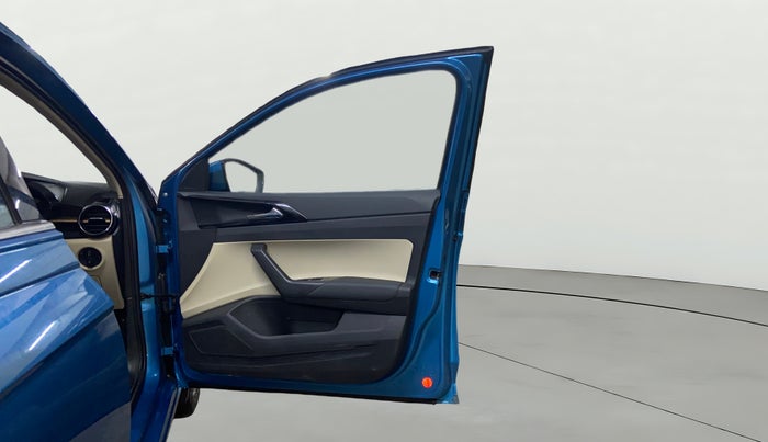 2022 Skoda SLAVIA STYLE 1.5L TSI DSG, Petrol, Automatic, 22,933 km, RHS Front Door