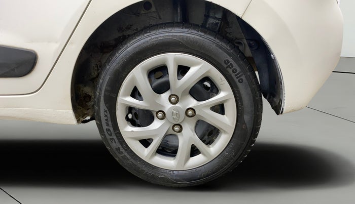 2017 Hyundai Grand i10 MAGNA 1.2 KAPPA VTVT, CNG, Manual, 52,056 km, Left Rear Wheel