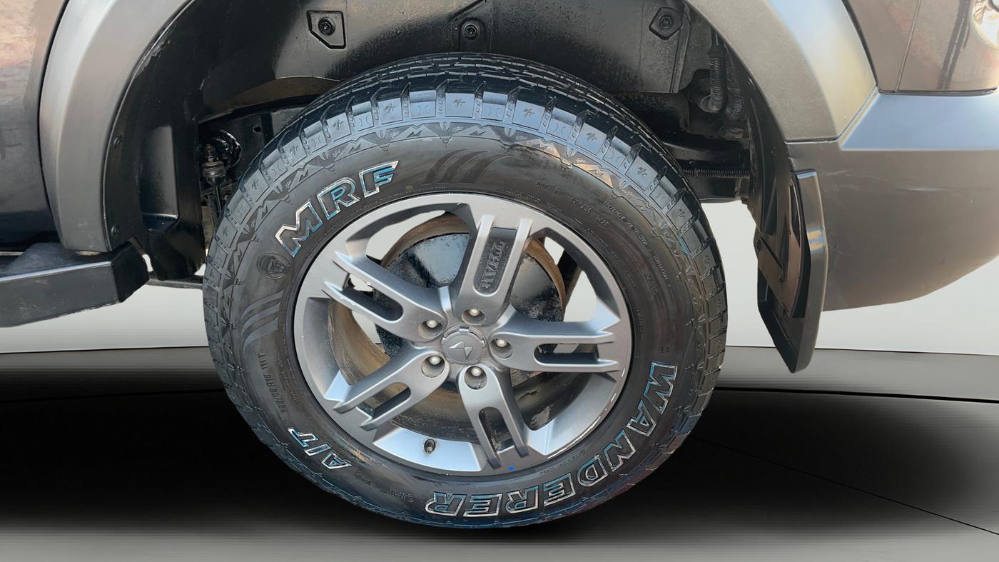 2023 Mahindra Thar LX D 4WD MT CONVERTIBLE, Diesel, Manual, 73,165 km, Left Rear Wheel