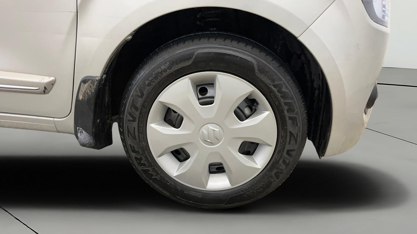 2025 Maruti New Wagon-R VXI CNG 1.0, CNG, Manual, 13,286 km, Right Front Wheel
